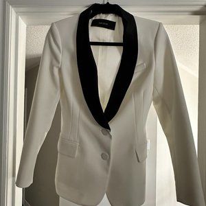 Zara Tuxedo Blazer Jacket Tailored with satin peak lapels- size M